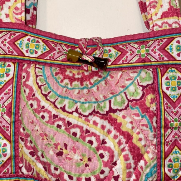 Vera Bradley tote, RETIRED PATTERN - Picture 2 of 4